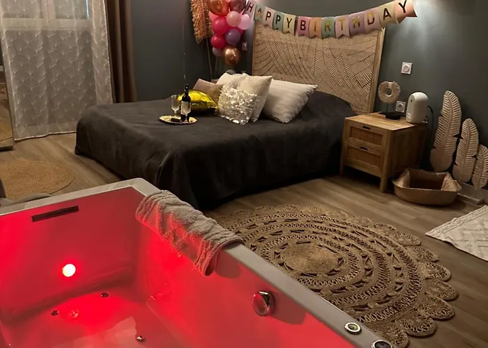 Mas Hinaiti - Suite romantique avec Spa et écran géant de cinéma Montpellier